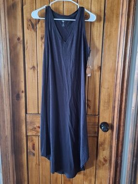 dip Black Sleeveless V-Neck Midi Dress